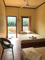 Riverview Bungalows & GH