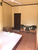 Riverview Bungalows & GH