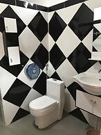 Riverview Bungalows & GH