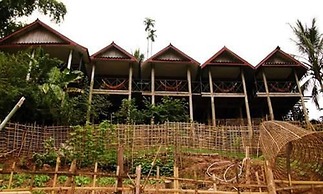 Riverview Bungalows & GH