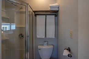 Purple Mountain Bed & Breakfast