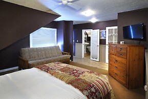 Purple Mountain Bed & Breakfast
