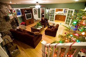 Purple Mountain Bed & Breakfast