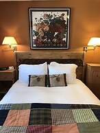 Purple Mountain Bed & Breakfast