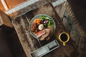 Nui. Hostel & Bar Lounge