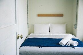 Nui. Hostel & Bar Lounge