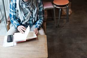 Nui. Hostel & Bar Lounge