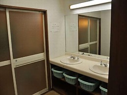 Lodge Christmas Rose ZAO