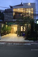 Green Studio Apartment Seminyak