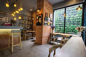 Nadee 10 Resort & Hotel