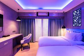 Nadee 10 Resort & Hotel