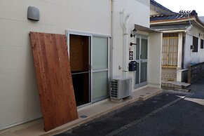 Guesthouse IMARI Honjin - Hostel