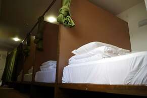 Guesthouse IMARI Honjin - Hostel