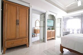 The Inside House