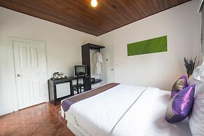 Lavender Angkor Boutique