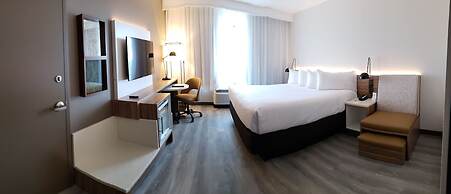 Wyndham Garden Ft Lauderdale Airport & Cruise Port