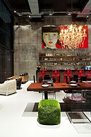 The Secret Pool Villas By The Library