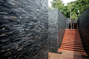 The Secret Pool Villas By The Library