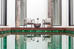 The Secret Pool Villas By The Library