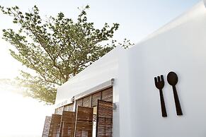 The Secret Pool Villas By The Library