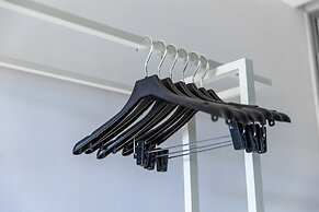 Cosmos Hotel Huashan Town