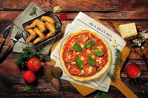 Cosmos Hotel Huashan Town