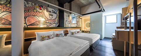 Cosmos Hotel Huashan Town