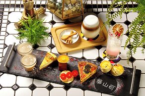 Cosmos Hotel Huashan Town