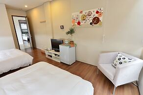 Bay of Chen-Hai Penghu Homestay