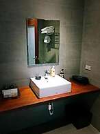 The Sunbeam Hideaway Bed & Breakfast