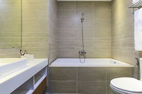 Aurora Serviced Apartments - Adults Only