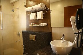 Evoke Lifestyle Candolim