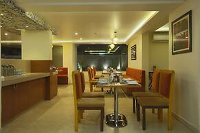 Evoke Lifestyle Candolim