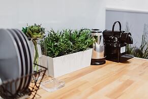 Leo Apartments Main Square