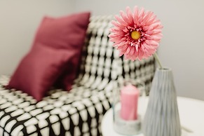 Leo Apartments Main Square