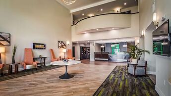 Best Western Plus Bay City Inn & Suites
