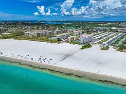 Jamaica Royale by Beachside Management