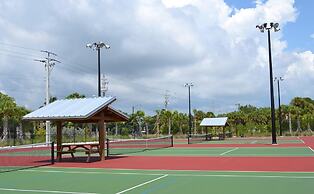 Jamaica Royale by Beachside Management