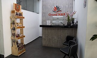 Hotel Grand H&R