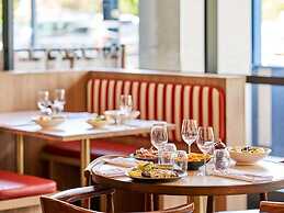 Mantra Albury Hotel