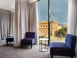 Mantra Albury Hotel
