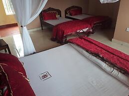 Brisk Hotel Triangle