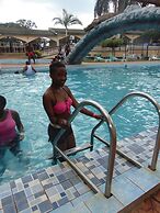 Brisk Hotel Triangle