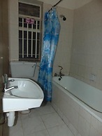 Brisk Hotel Triangle