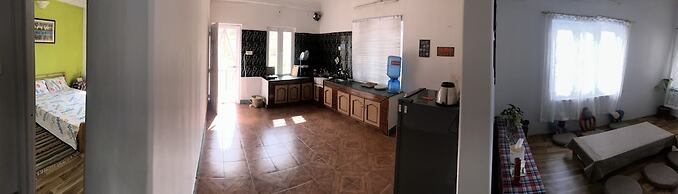 Apartment with mountain and lake view