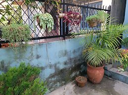 Apartment with mountain and lake view