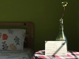 Apartment with mountain and lake view