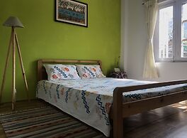 Apartment with mountain and lake view