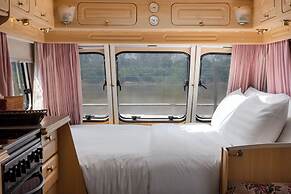 Bansaeo Garden and Resort