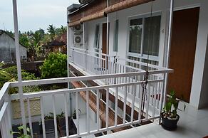 Askara Guest House - Hostel